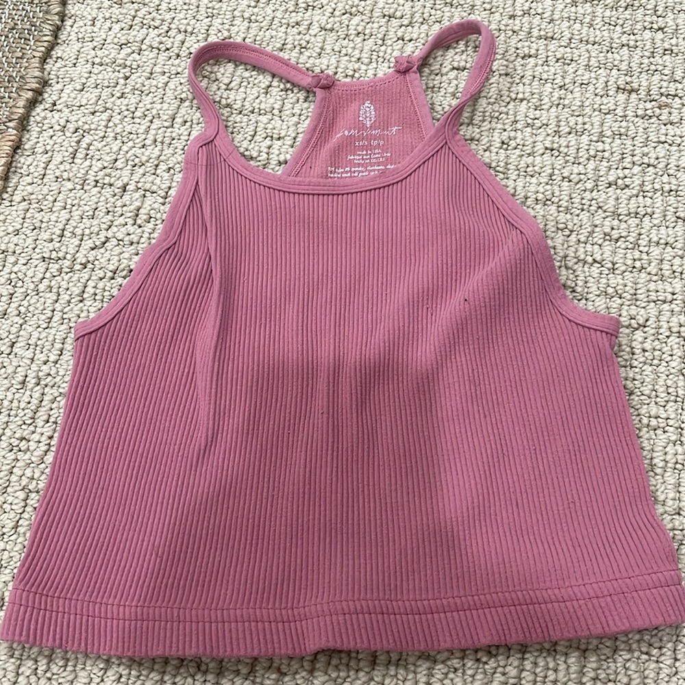 happiness runs crop tank